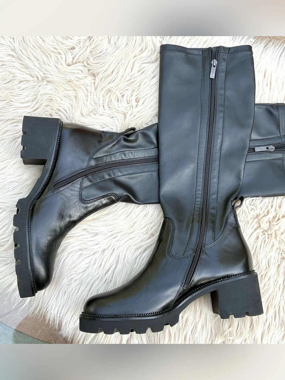 Paul Green NWOT Wonder Boots Sz 7, 9.5 US